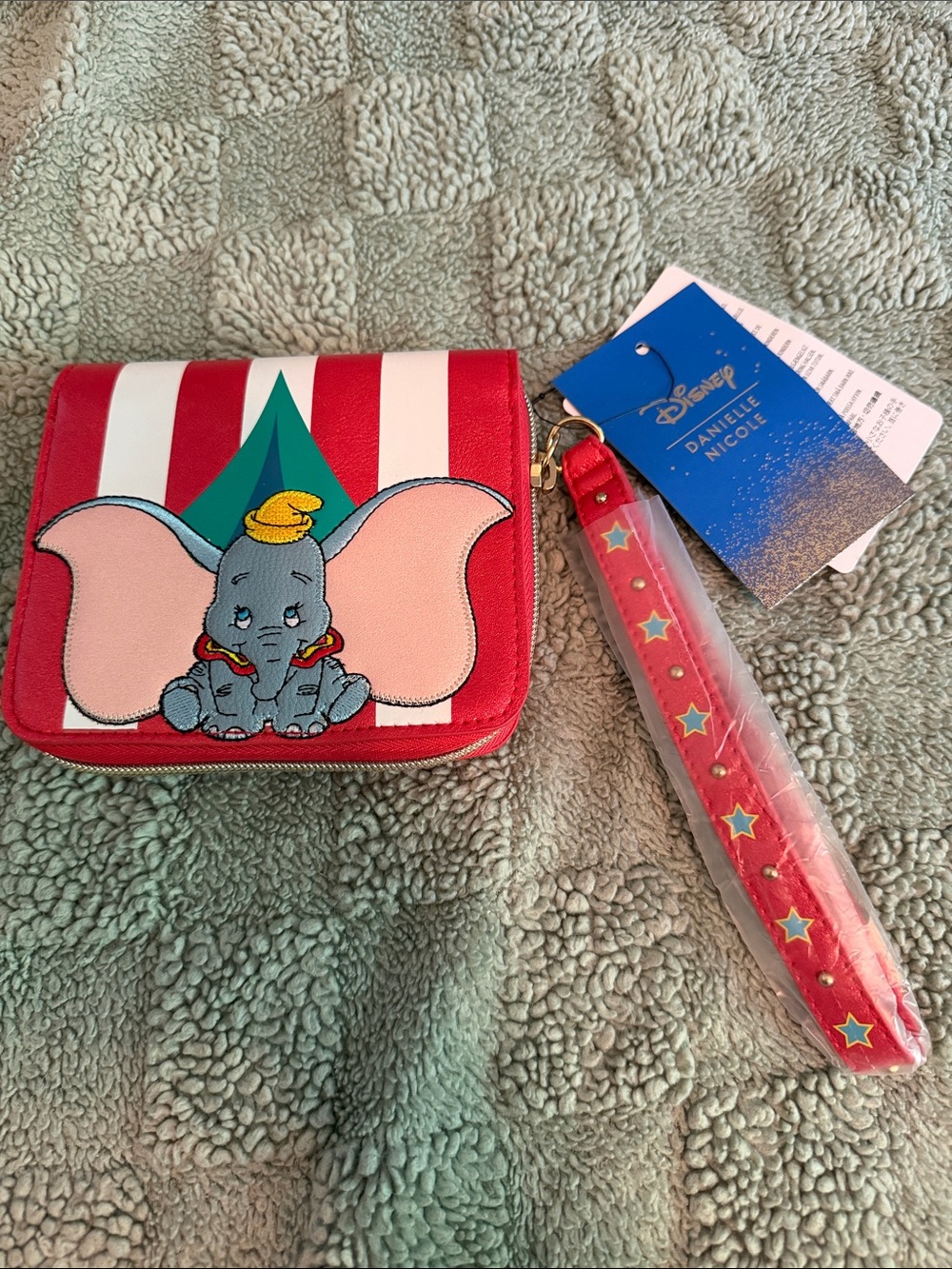Disney Dumbo Wristlet *Out of Stock*
